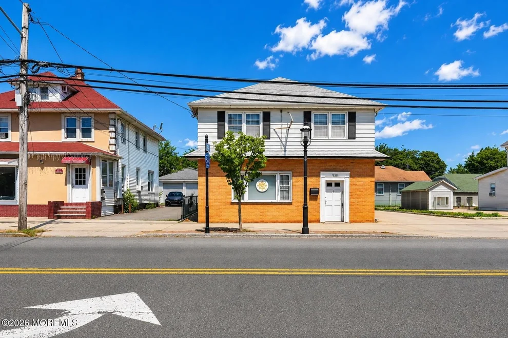 Unit for sale at 335 Maple Place, Keyport, NJ 07735