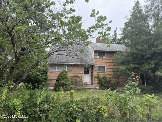 Unit for sale at 118 N Oakland Street, Lakewood, NJ 08701