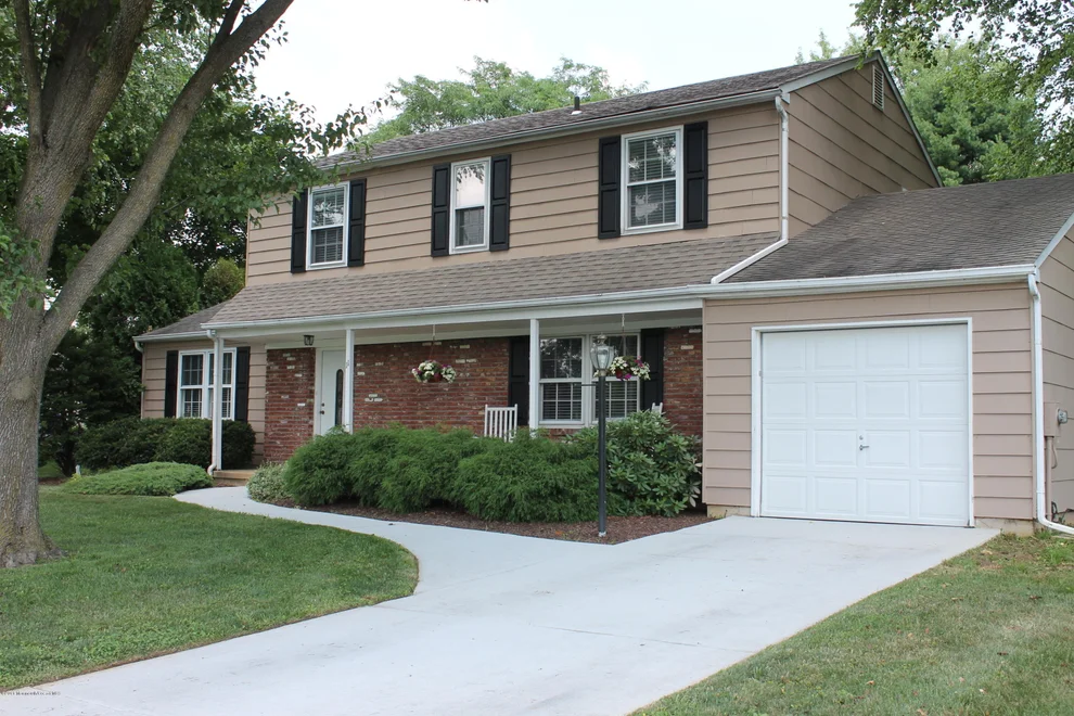 Unit for sale at 11 Coachman Drive, Bordentown, NJ 08505