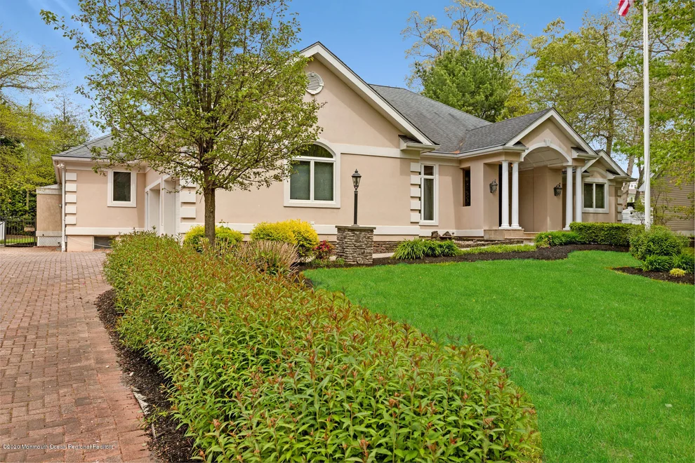 Unit for sale at 9 S Tamarack Drive, Brielle, NJ 08730
