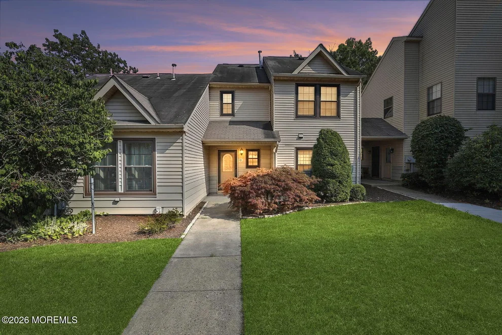 Unit for sale at 201 Larkspur Lane, Jackson, NJ 08527