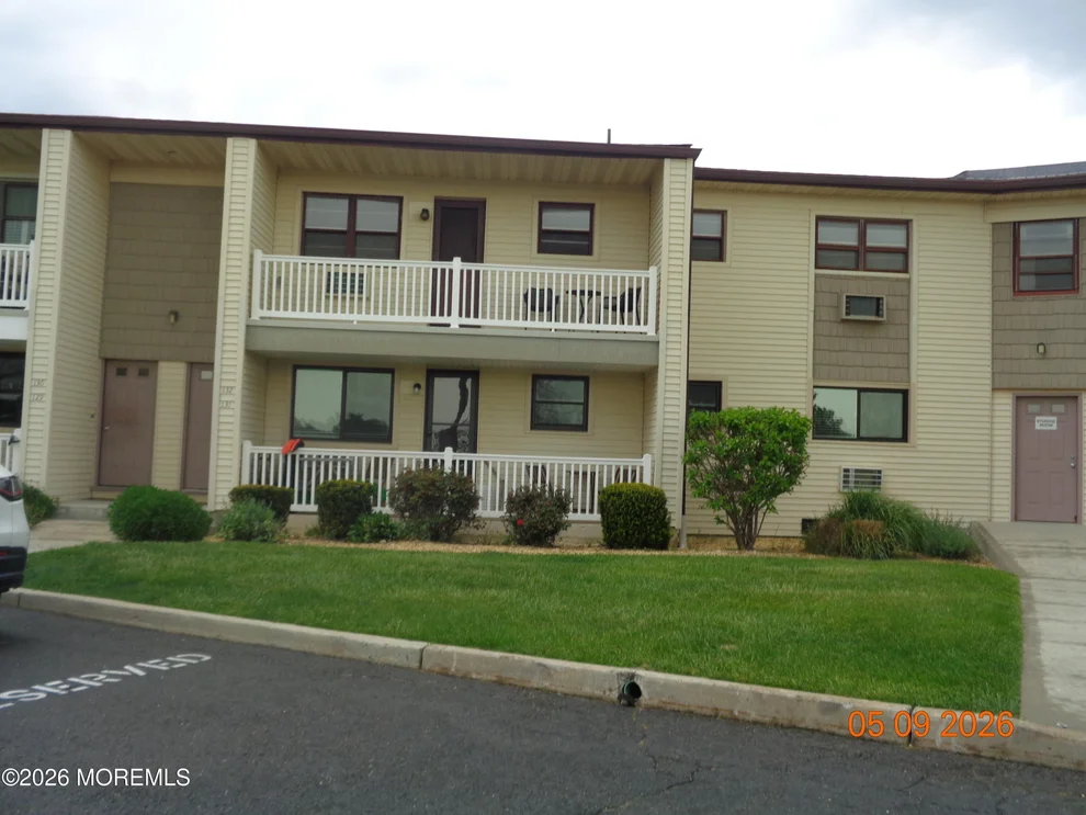 Unit for sale at 132 Wharfside Drive, Monmouth Beach, NJ 07750