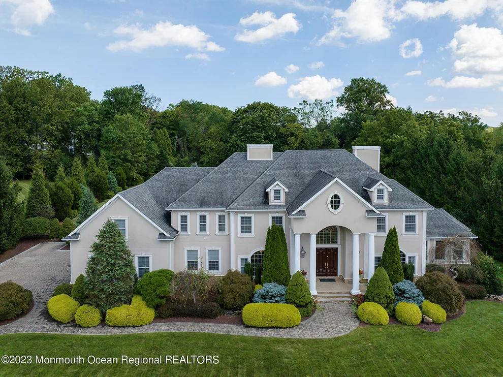 Unit for sale at 16 Winchester Lane, Holmdel, NJ 07733