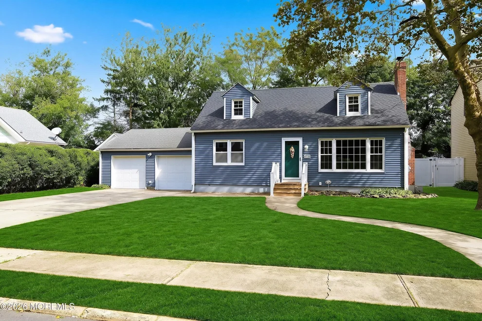 Unit for sale at 9 Hedge Street, Toms River, NJ 08753