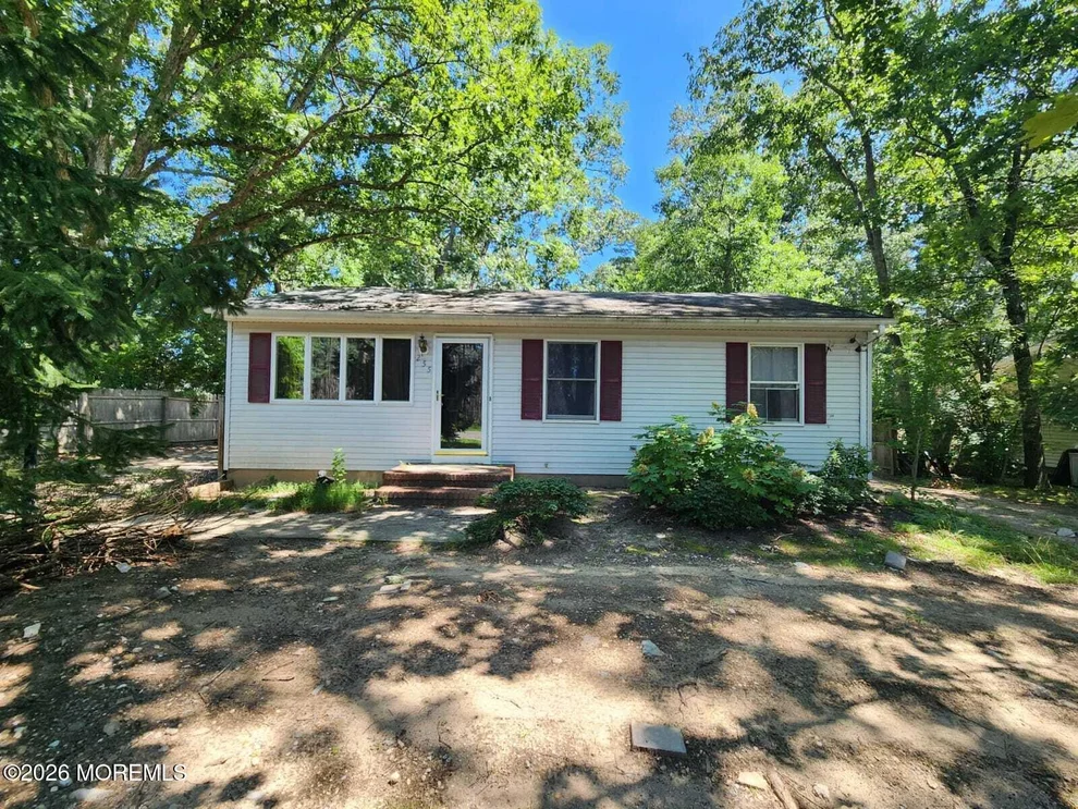 Unit for sale at 255 S Stump Tavern Road, Jackson, NJ 08527