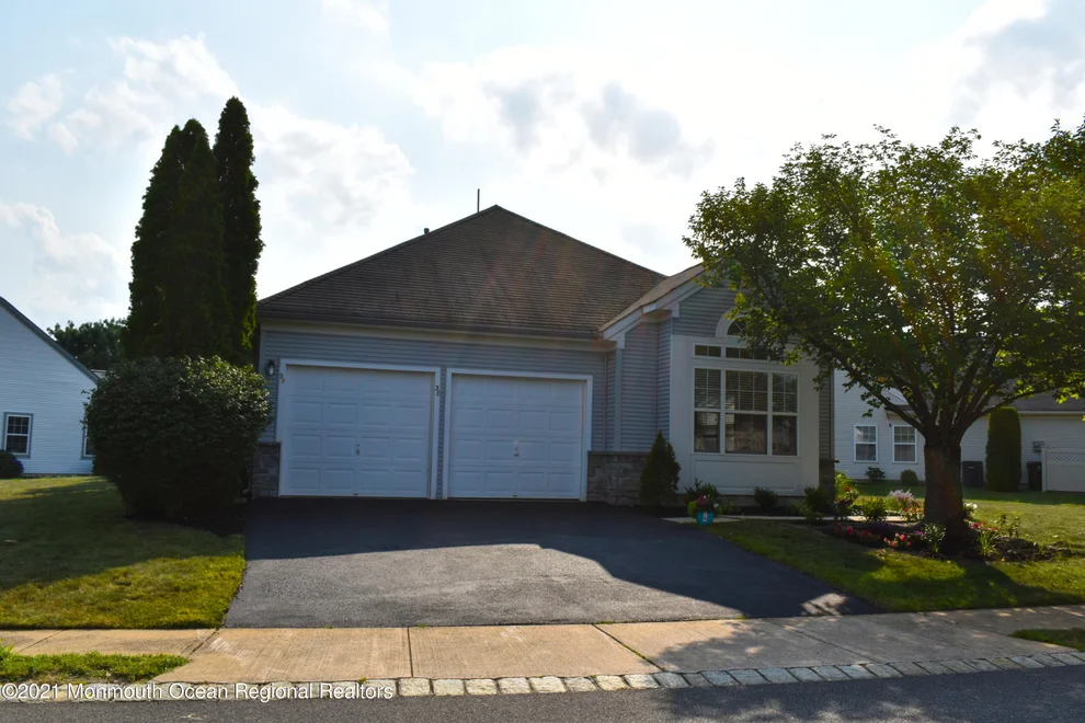 Unit for sale at 38 Tuscany Circle, Manchester, NJ 08759