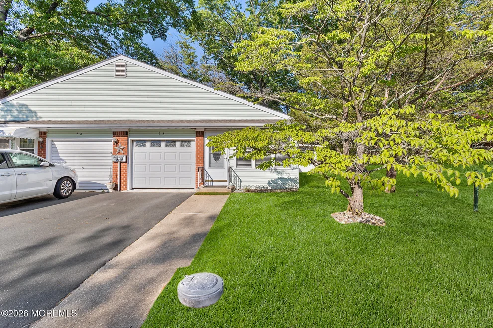 Unit for sale at 7 Crocus Lane, Whiting, NJ 08759
