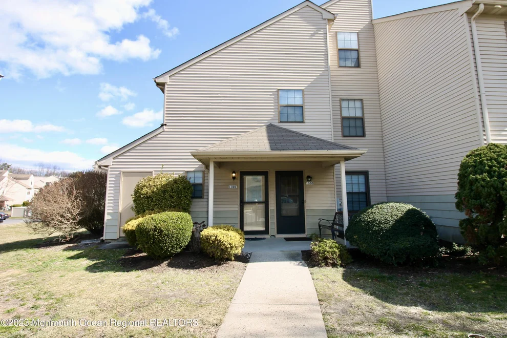 Unit for sale at 1301 Violet Lane, Jackson, NJ 08527