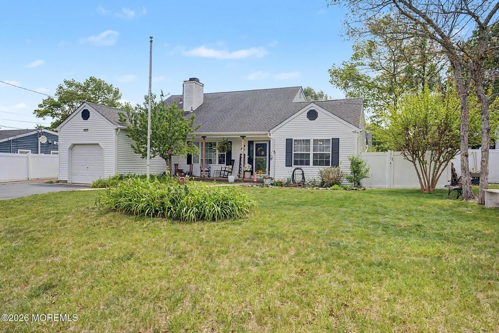 Unit for sale at 125 Gangway Lane, Manahawkin, NJ 08050