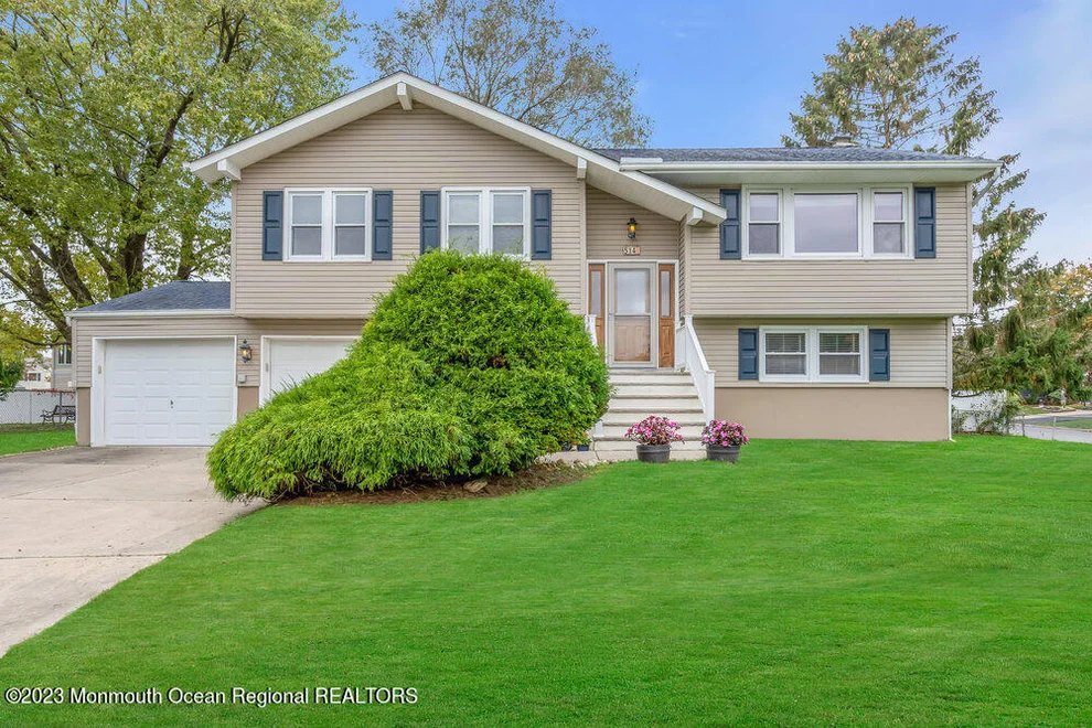 Unit for sale at 514 Laurelwood Drive, Lanoka Harbor, NJ 08734