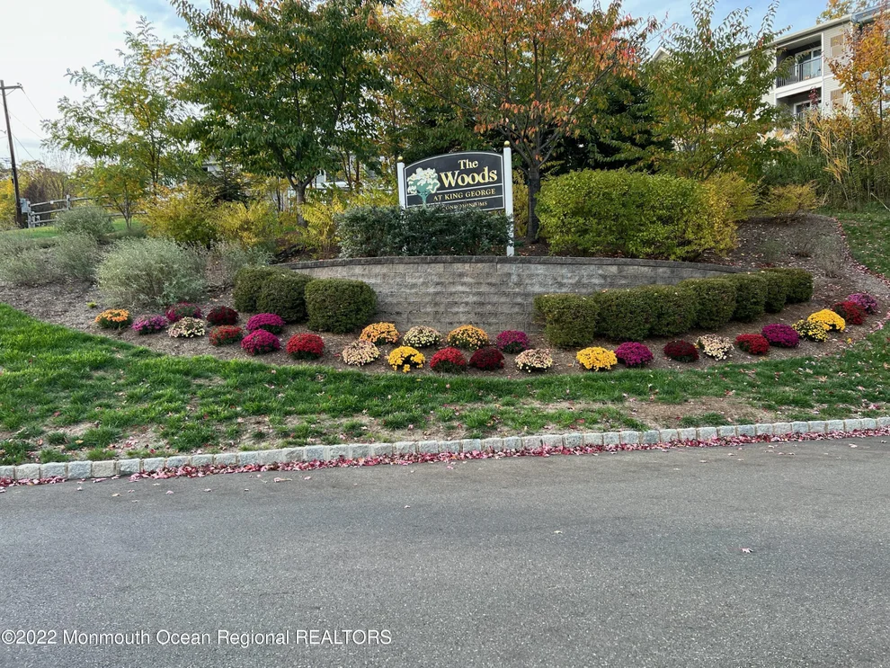 Unit for sale at 1812 King Court, Green Brook, NJ 08812