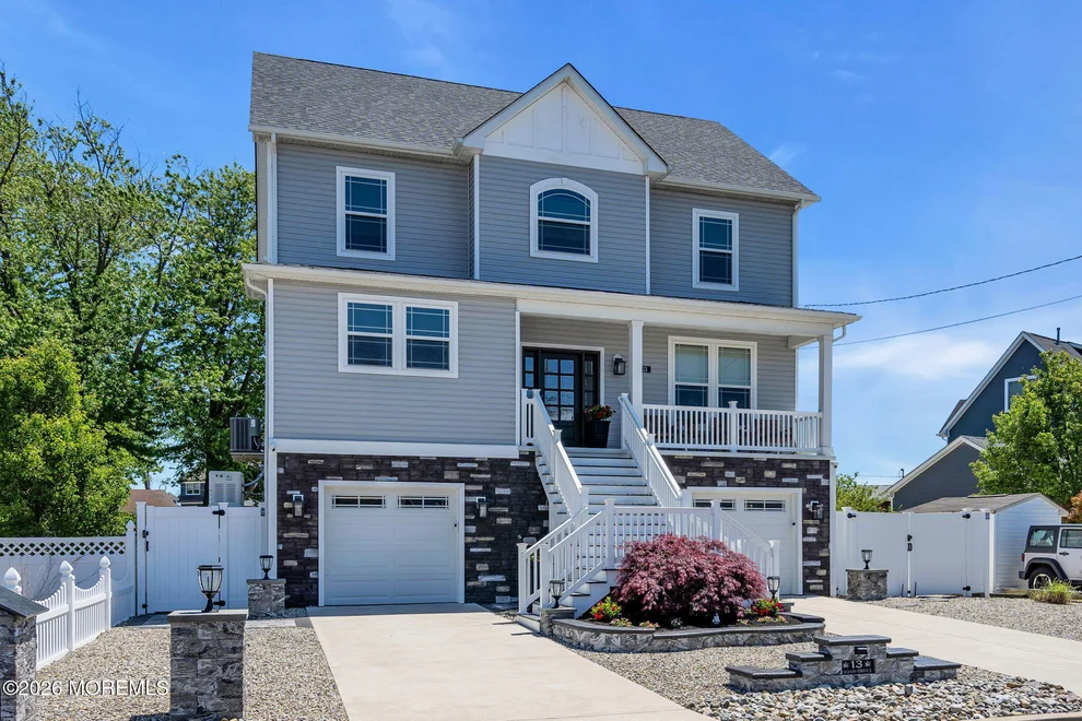 Unit for sale at 13 Lagoon Drive E, Toms River, NJ 08753