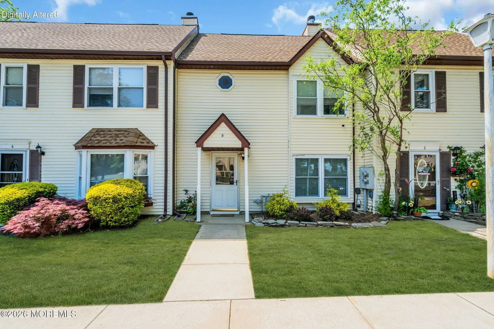 Unit for sale at 6 Independence Court, Jackson, NJ 08527