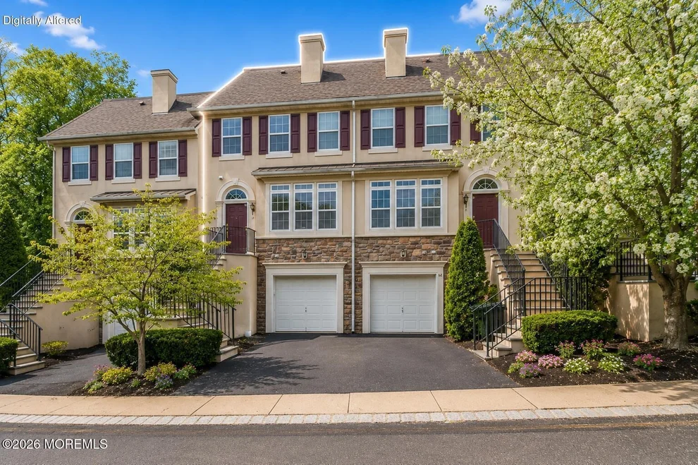 Unit for sale at 14 W Aspen Way, Matawan, NJ 07747