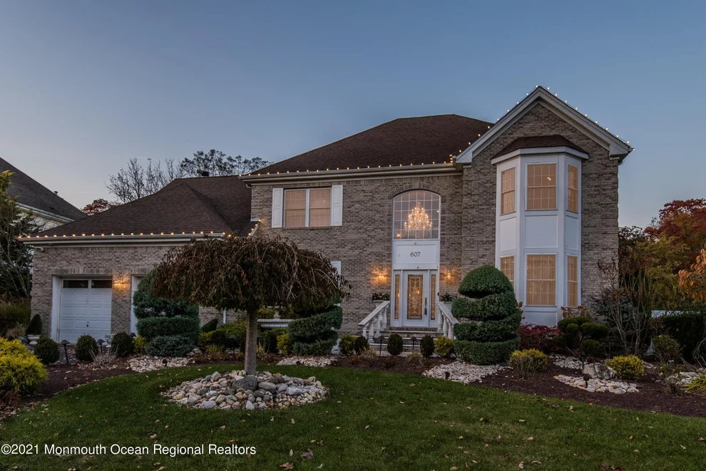 Unit for sale at 607 Windcrest Court, Brick, NJ 08724