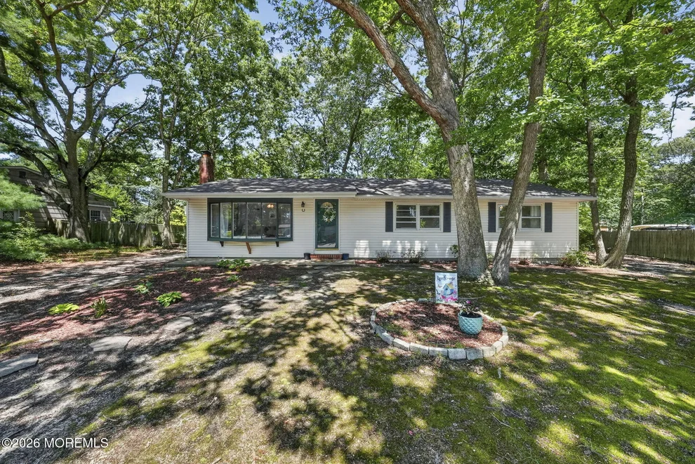 Unit for sale at 3 Quiver Court, Toms River, NJ 08753