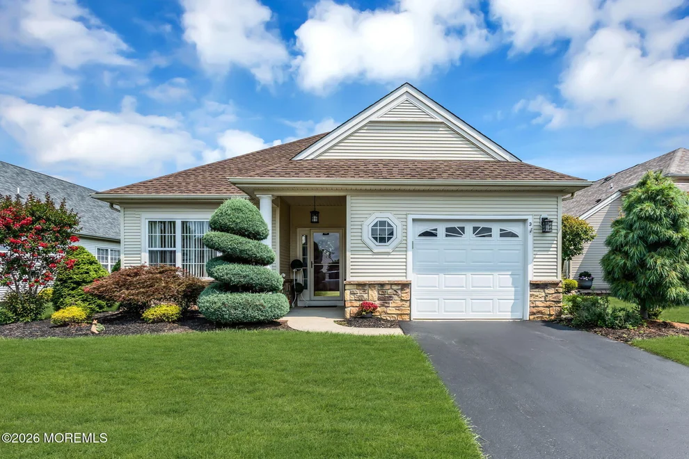 Unit for sale at 3 El Greco Drive, Manchester, NJ 08759