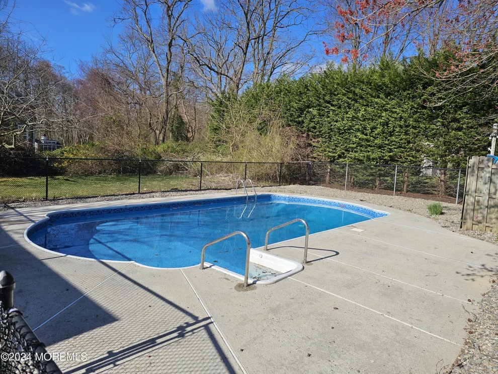 Unit for sale at 137 Cold Indian Springs Road, Ocean Twp, NJ 07712