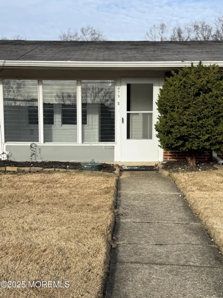 Unit for sale at 479 Dartmoor Court, Lakewood, NJ 08701