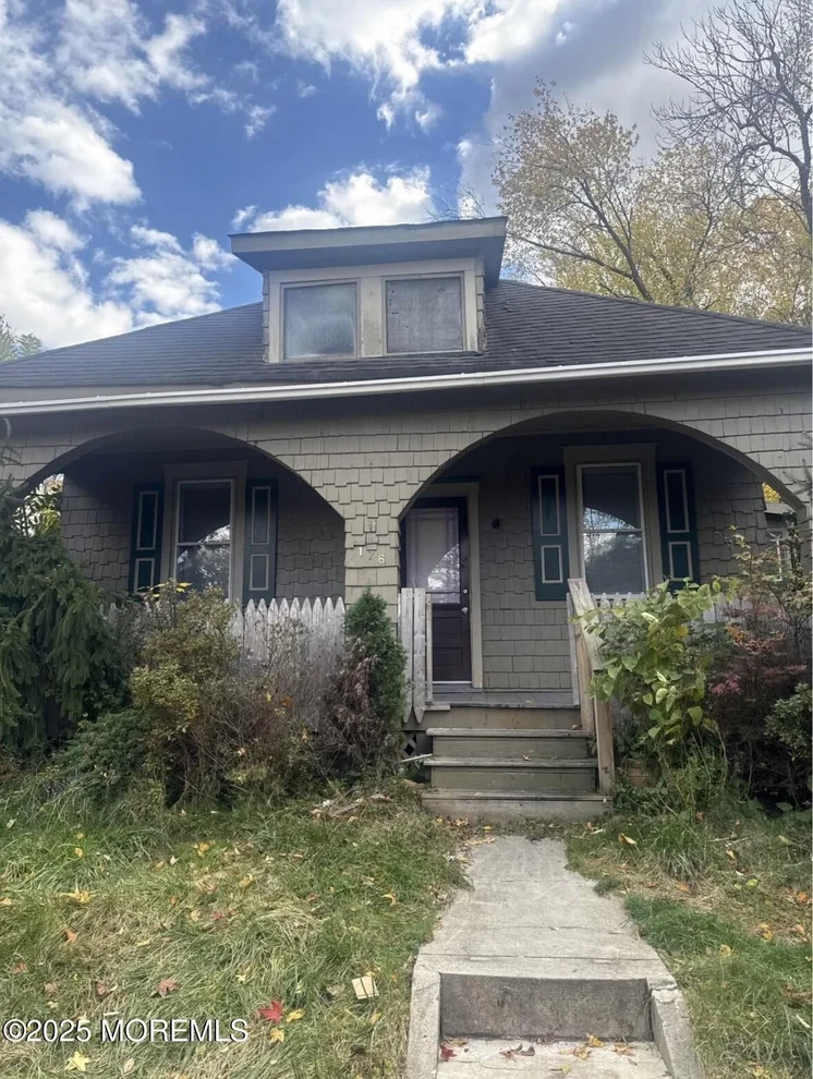 Unit for sale at 176 Park Avenue, Clementon, NJ 08021