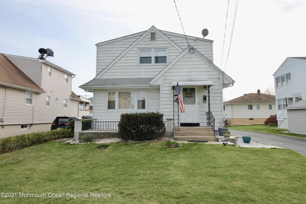 Unit for sale at 1310 Emma Place, Linden City, NJ 07036