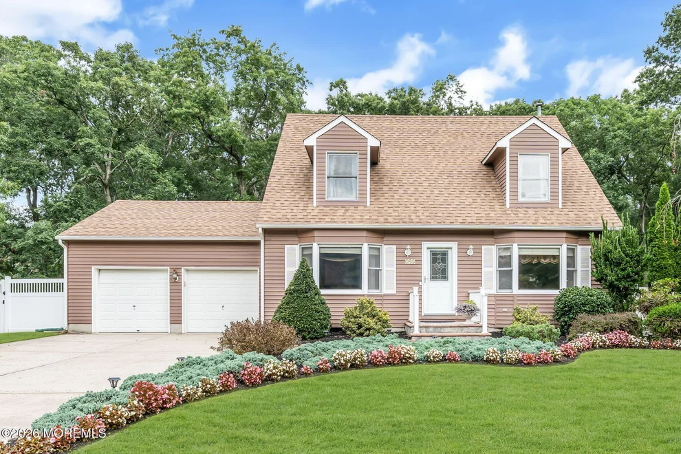 Unit for sale at 191 Edgemere Court, Toms River, NJ 08755