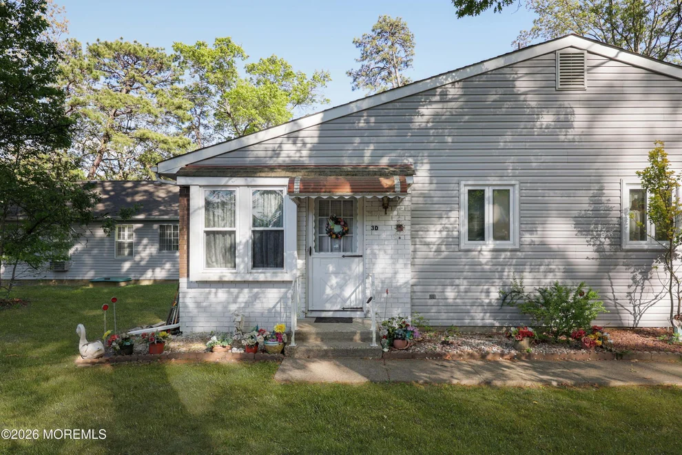Unit for sale at 3 Swift Circle, Whiting, NJ 08759