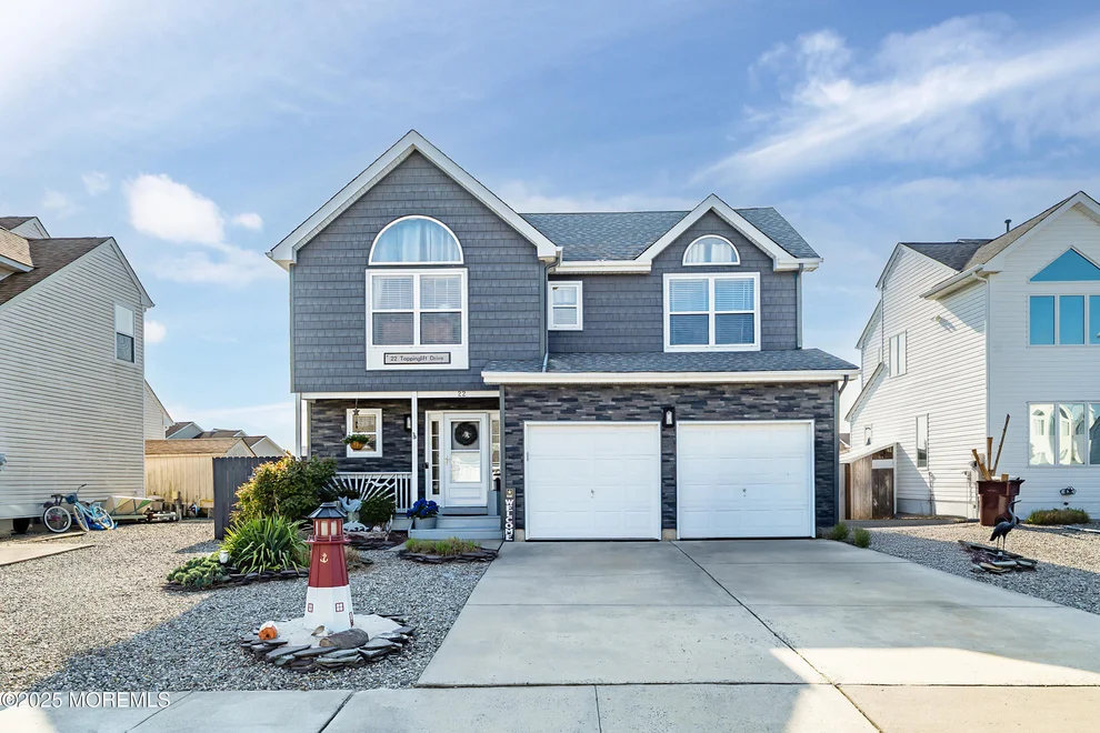 Unit for sale at 22 Toppinglift Drive, Bayville, NJ 08721