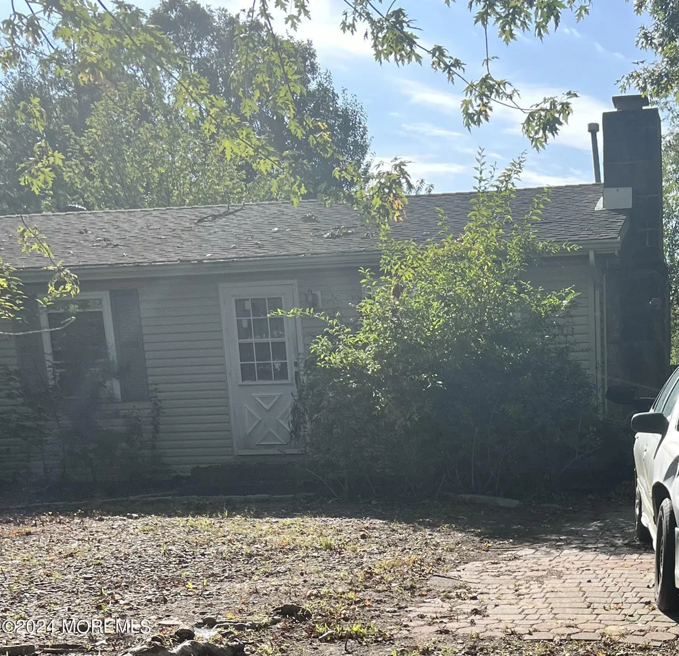 Unit for sale at 309 Neptune Drive, Manahawkin, NJ 08050