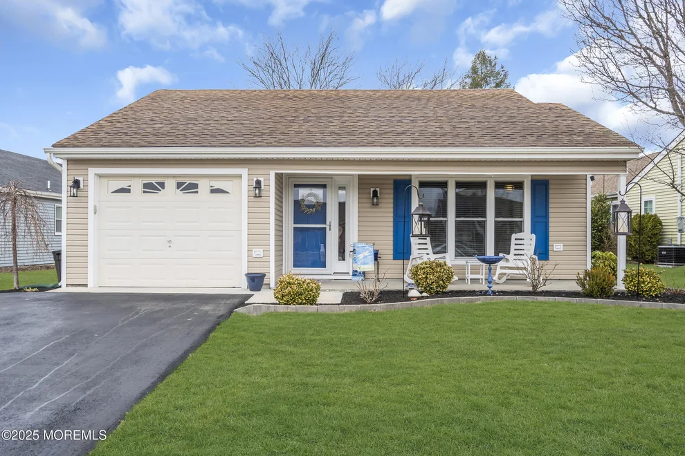 Unit for sale at 174 Buckingham Drive N, Manchester, NJ 08759