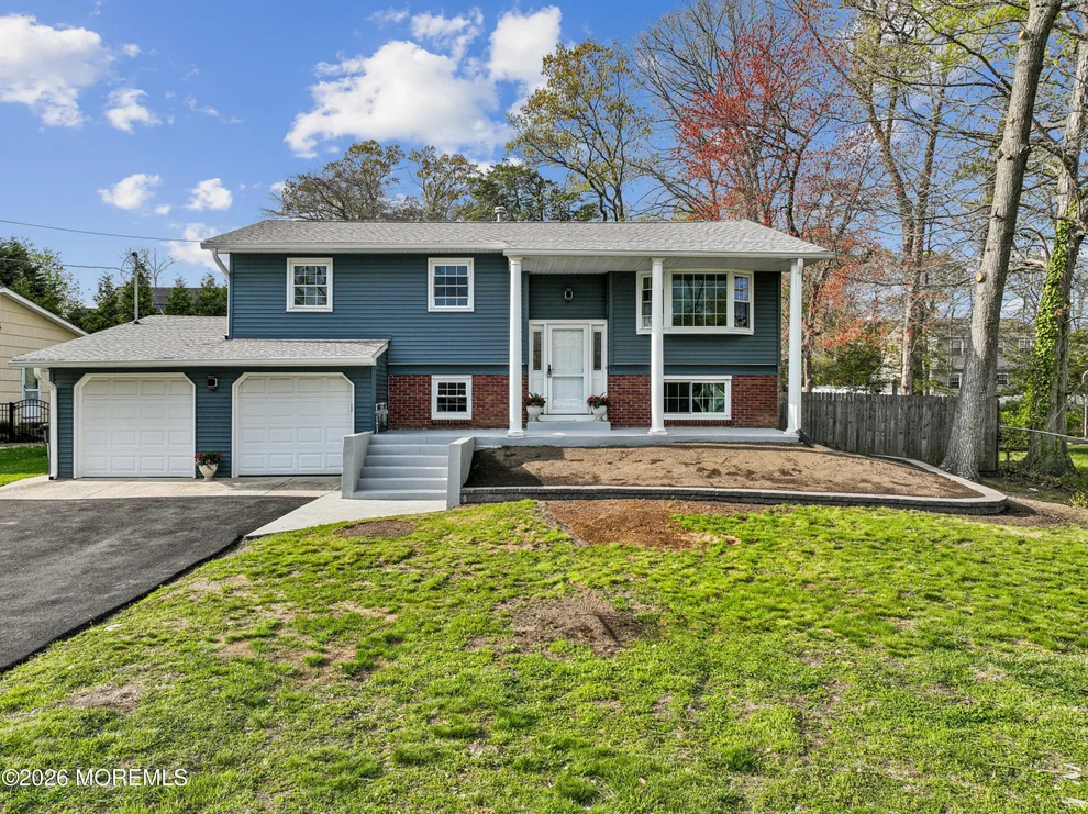 Unit for sale at 886 Raleigh Drive, Toms River, NJ 08753