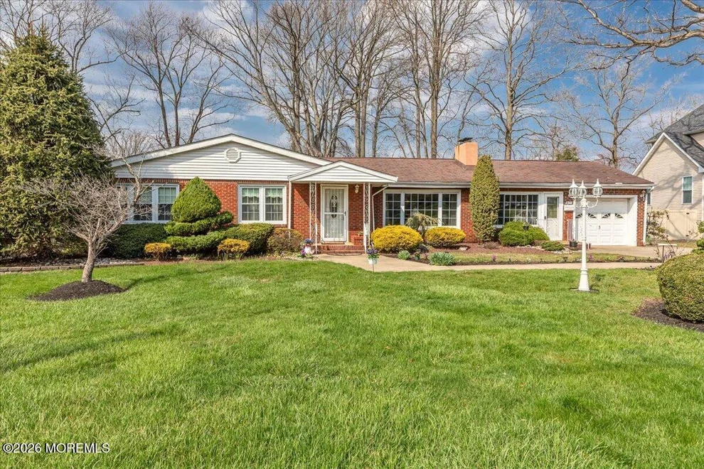 Unit for sale at 133 Church Street, Aberdeen, NJ 07747