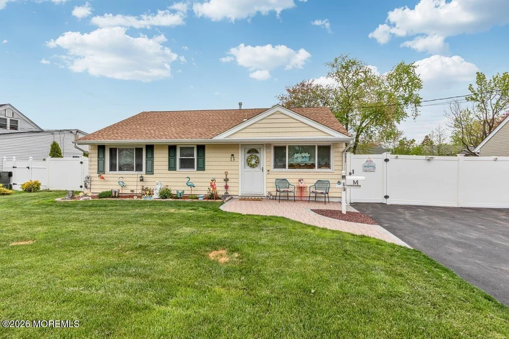 Unit for sale at 13 Roland Place, Hazlet, NJ 07730