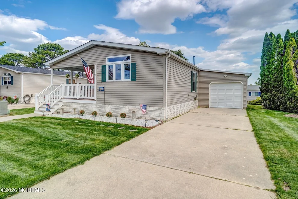 Unit for sale at 902 Oak Ridge Terrace, Whiting, NJ 08759