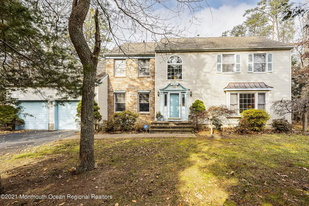 Unit for sale at 4 W Dickens Court, Jackson, NJ 08527