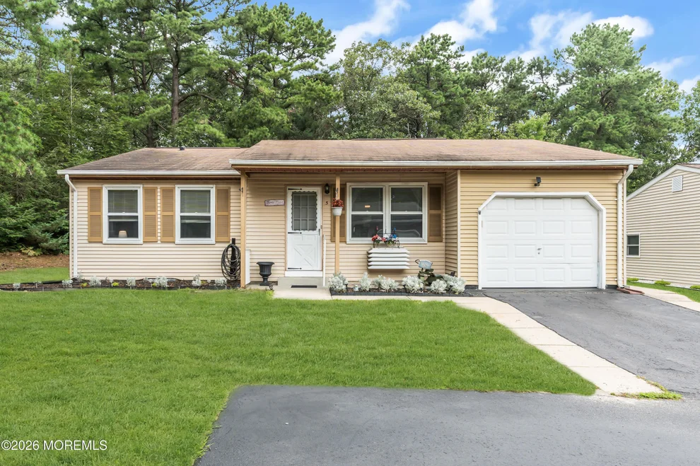 Unit for sale at 5 Natick Lane, Whiting, NJ 08759