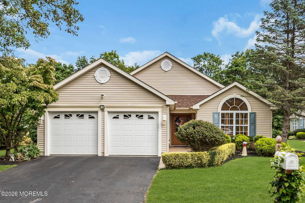 Unit for sale at 3 Wellington Lane, Lakewood, NJ 08701