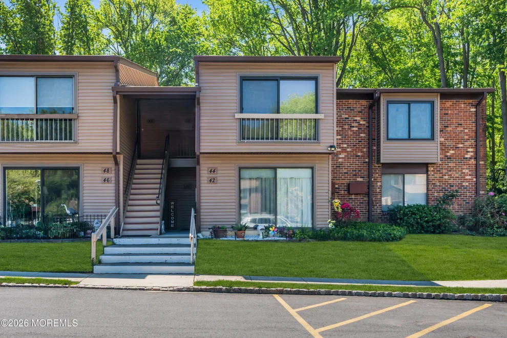 Unit for sale at 42 Manchester Court, Red Bank, NJ 07701