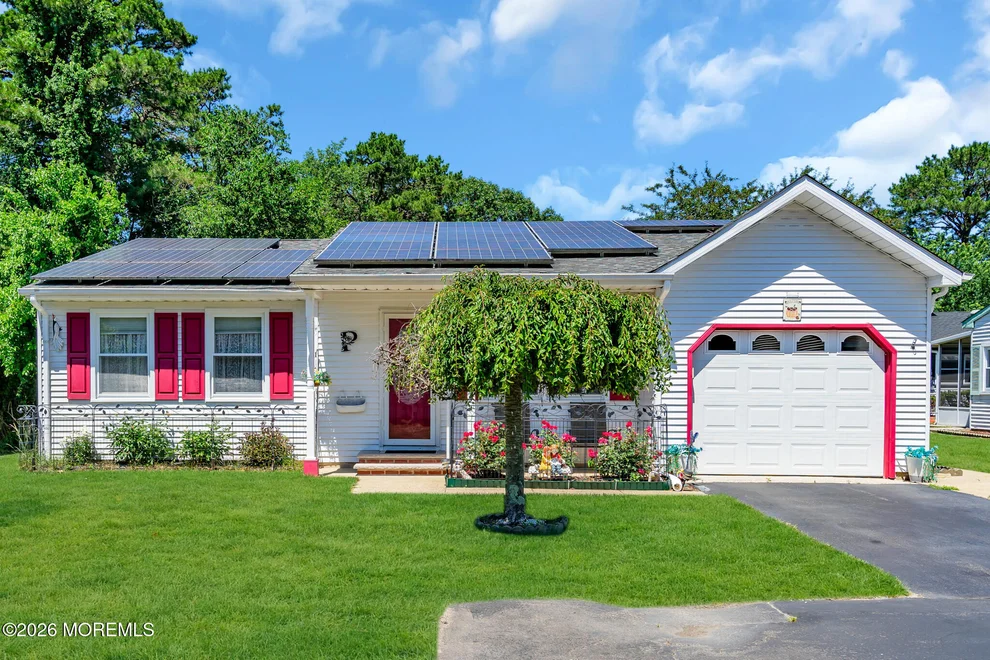 Unit for sale at 65 Chelsea Drive, Whiting, NJ 08759