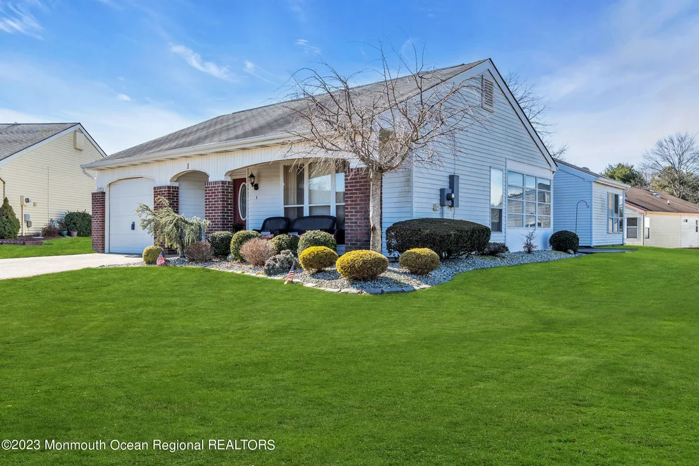 Unit for sale at 1 Hexham Court, Manchester, NJ 08759