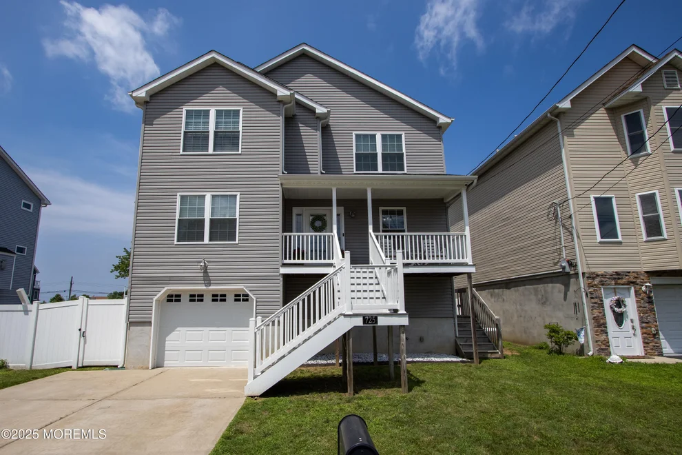 Unit for sale at 725 Prospect Avenue, Union Beach, NJ 07735