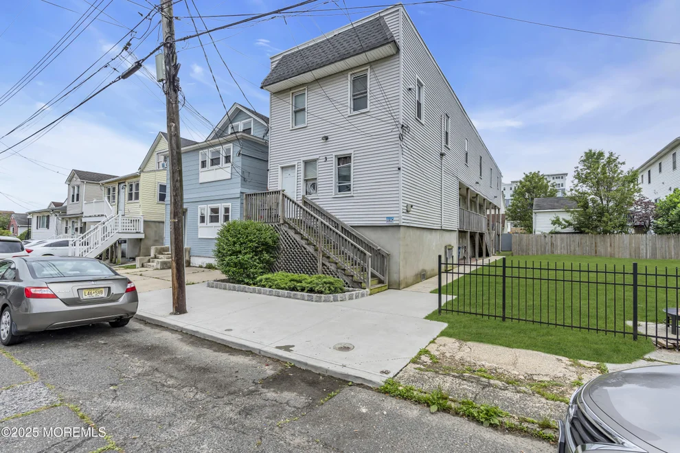 Unit for sale at 3 Oceanview Avenue, Keansburg, NJ 07734