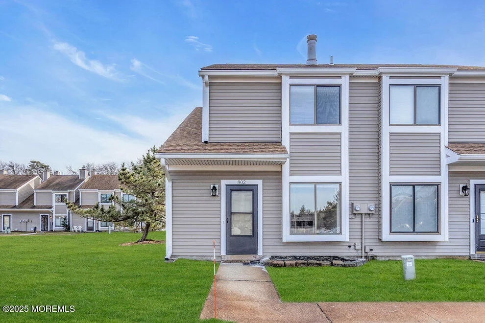 Unit for sale at 802 Sandra Place, Brick, NJ 08724