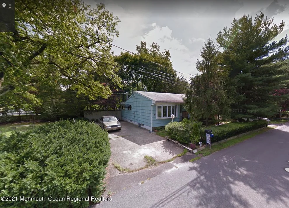 Unit for sale at 27 6th Bayway, Toms River, NJ 08753