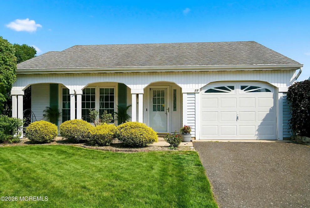 Unit for sale at 13 Appleby Place, Manchester, NJ 08759