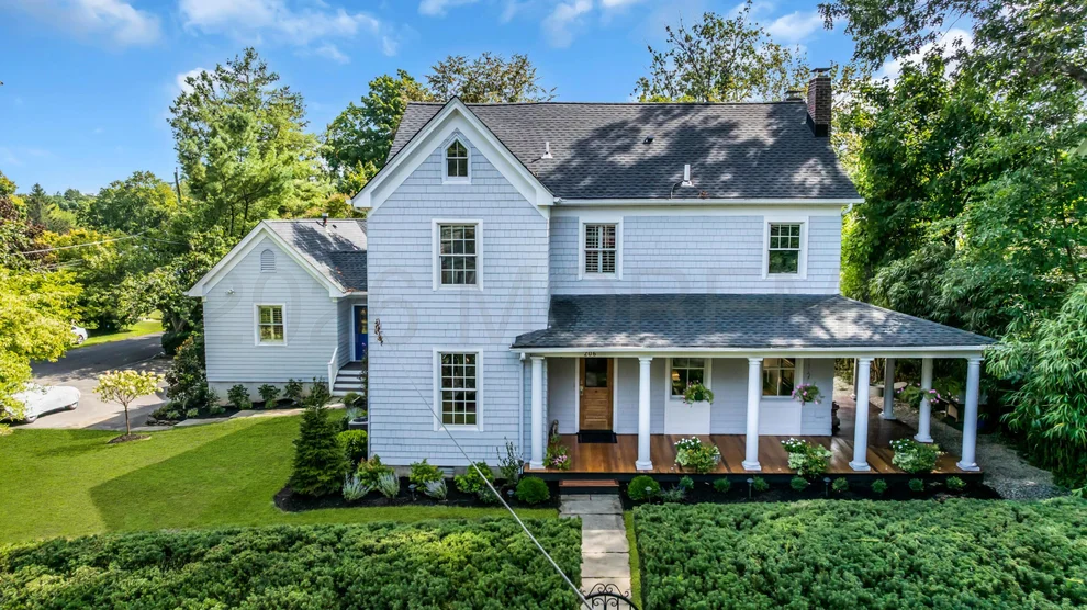 Unit for sale at 206 Monmouth Avenue, Atlantic Highlands, NJ 07716