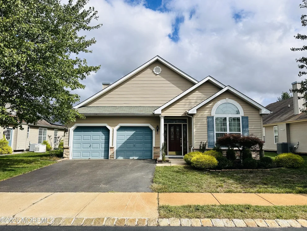 Unit for sale at 10 Woodview Drive, Manchester, NJ 08759