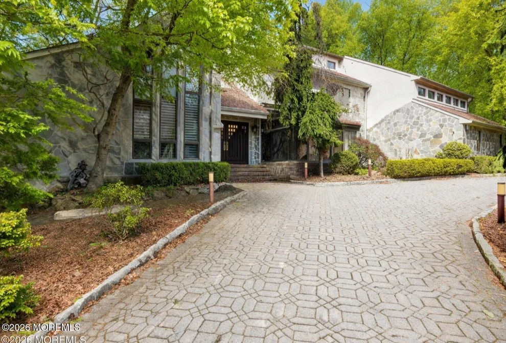 Unit for sale at 9 Sherwood Court, Holmdel, NJ 07733