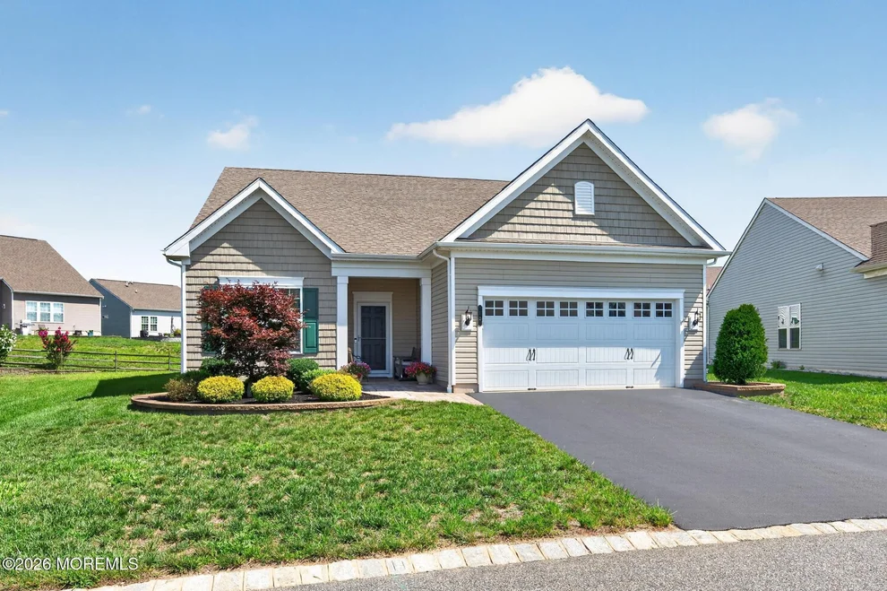 Unit for sale at 12 Aylesford Lane, Manchester, NJ 08759
