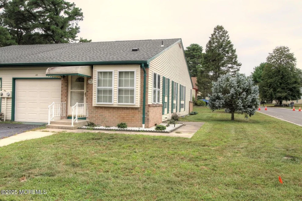 Unit for sale at 4-B Ivy Street, Whiting, NJ 08759